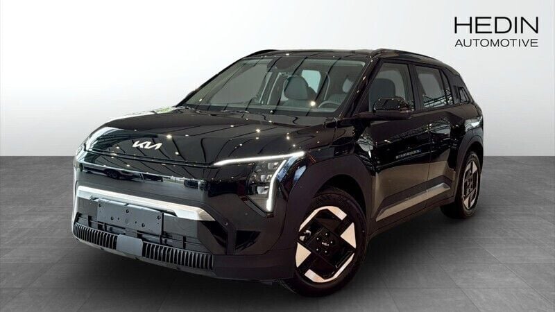 Svart (black) Ny 2025 Kia EV3 SUV | 507 300 kr (Dyr) - Bild 1/4