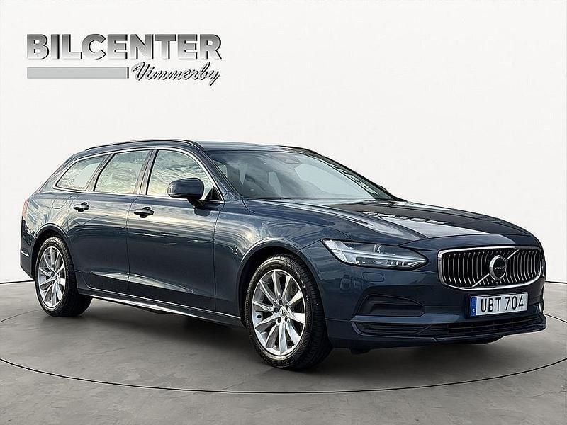 Mörkblå Begagnad 2021 Volvo V90 Kombi | 254 900 kr (Marknadspris) - Bild 1/4