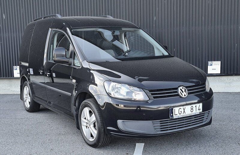 Svart Begagnad 2011 VW Caddy Minibuss | 39 900 kr (Bra pris) - Bild 1/4