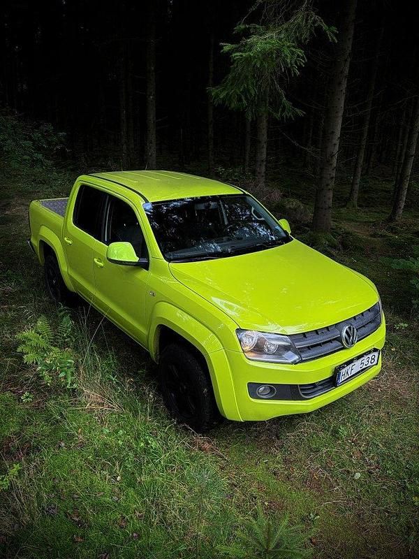 Grön Begagnad 2011 VW Amarok Highline Pickup | 91 000 kr - Bild 1/4