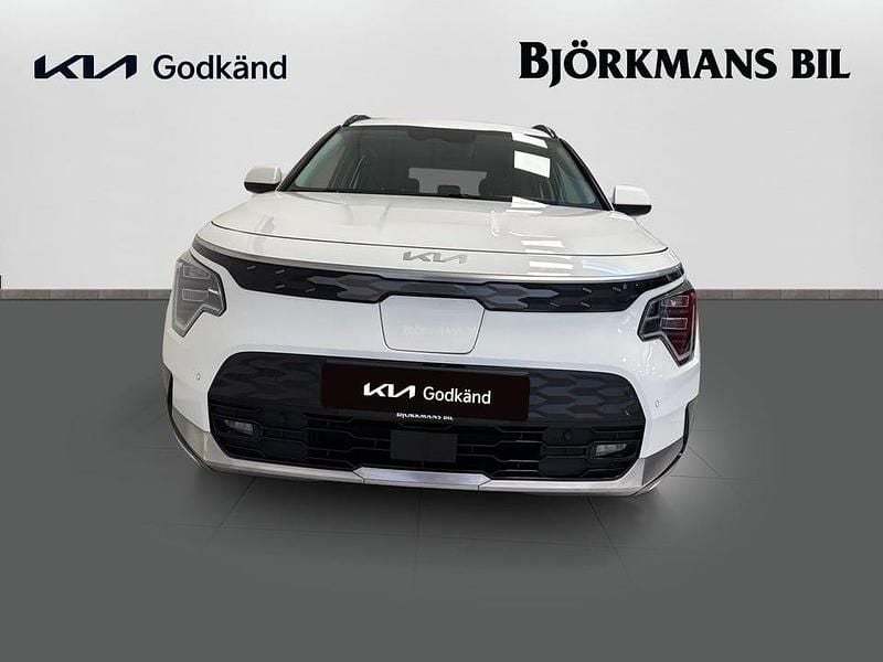 Begagnad Kia e-Niro 150 kW (204 HK) 2022 Vit SUV