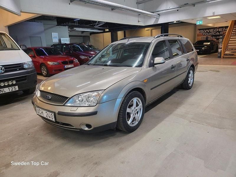 Silver Begagnad 2003 Ford Mondeo Kombi | 25 000 kr (Marknadspris) - Bild 1/4