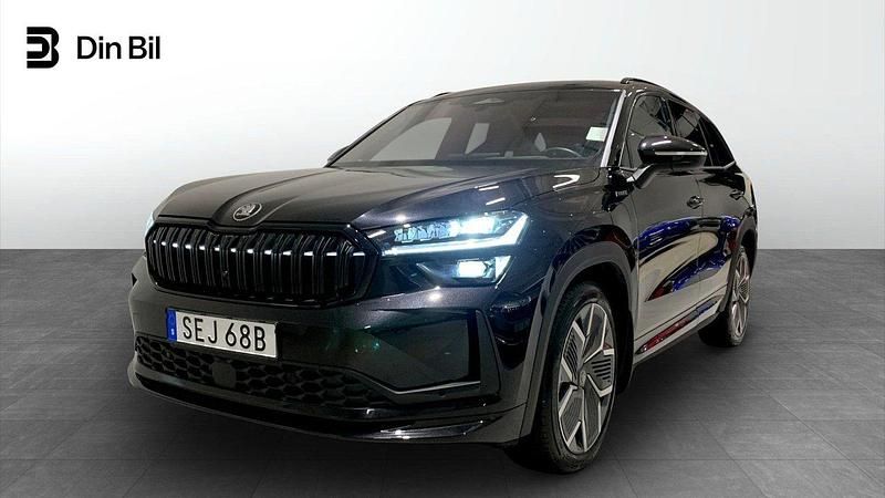 Svart Begagnad 2025 Skoda Kodiaq SportLine SUV | 519 900 kr (Dyr) - Bild 1/4