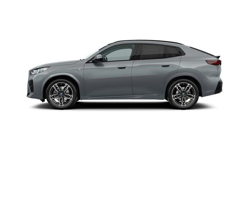 Begagnad BMW iX2 M Sport 230 kW (313 HK) 2023 Okänd SUV