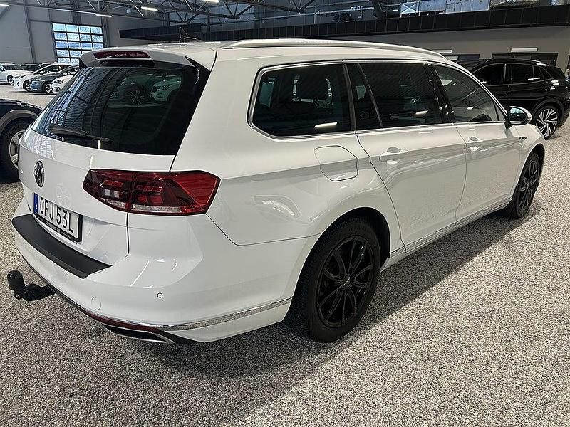 Begagnad VW Passat GTE 156 HK (114 kW) 2020 Vit Kombi