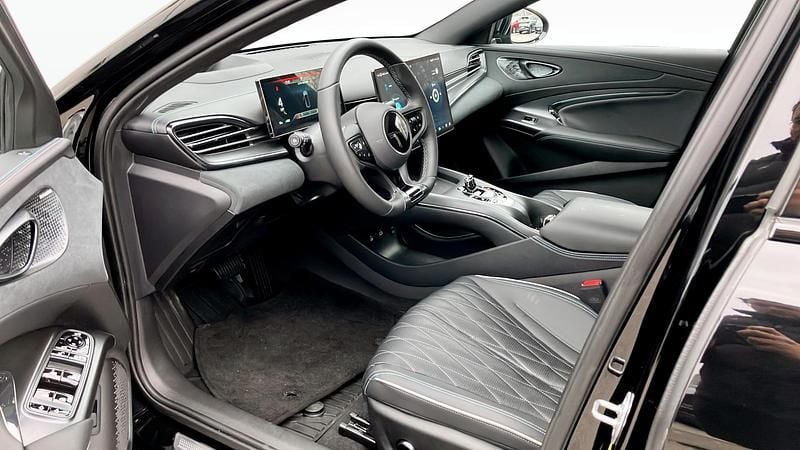 Begagnad BYD Seal 389 kW (530 HK) 2025 Svart Sedan