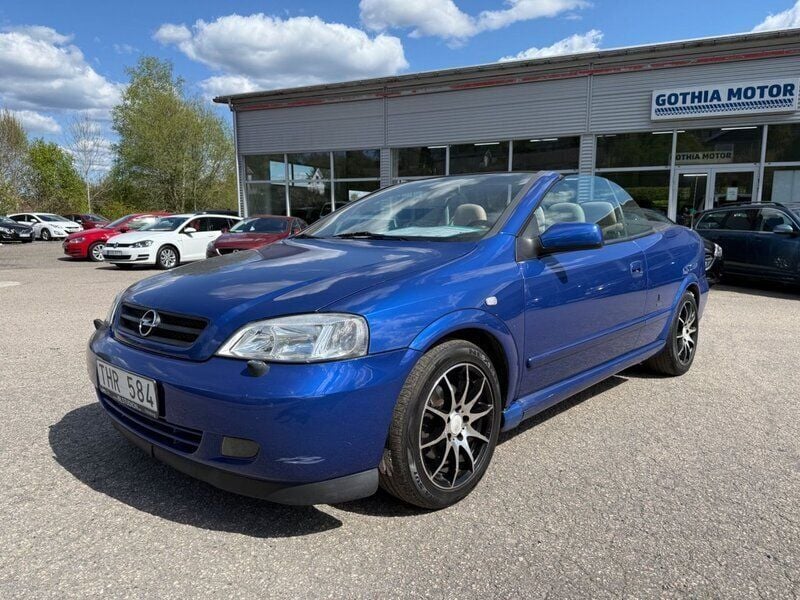Blå (blå metallic) Begagnad 2002 Opel Astra Cabriolet Cab | 59 900 kr - Bild 1/4