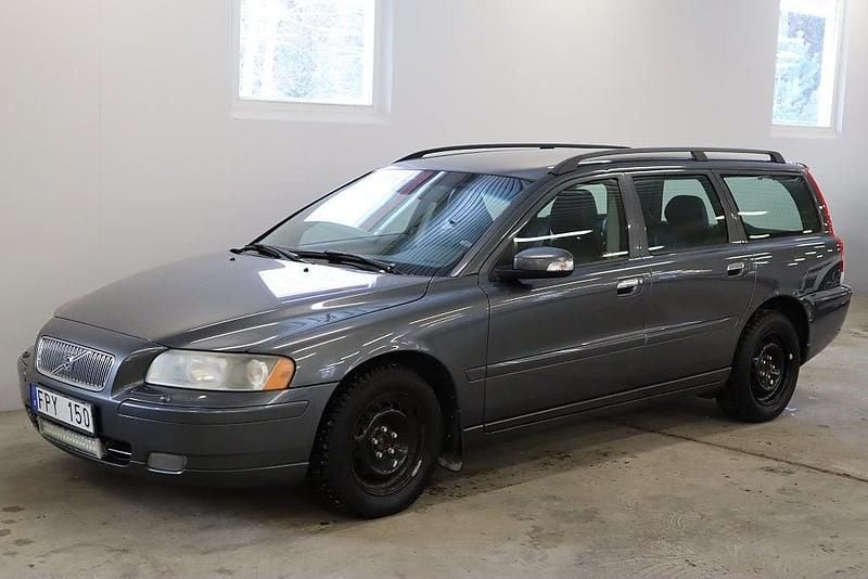 Grå Begagnad 2007 Volvo V70 Momentum Kombi | 36 900 kr (Bra pris) - Bild 1/4