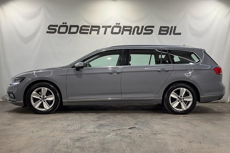Begagnad VW Passat GT 200 HK (147 kW) 2022 Grå Kombi