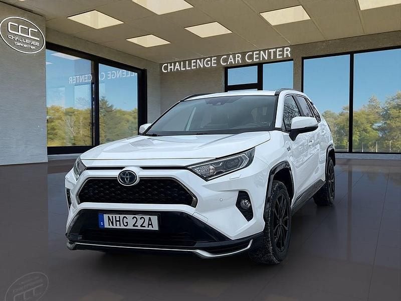 Vit Begagnad 2021 Toyota RAV4 Hybrid Edition SUV | 289 900 kr (Superpris) - Bild 1/4