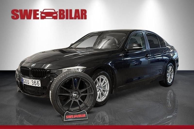 Begagnad BMW 320 184 HK (135 kW) 2012 Blå Sedan