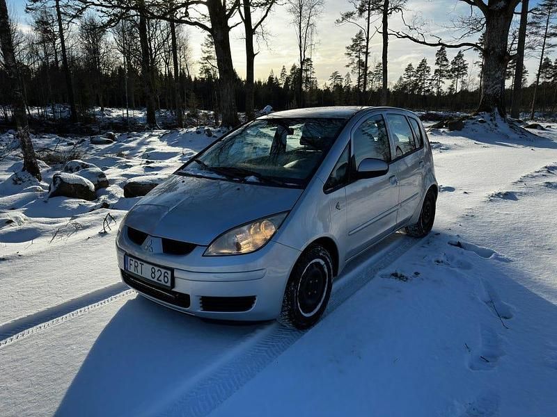 Begagnad Mitsubishi Colt 95 HK (69 kW) 2007