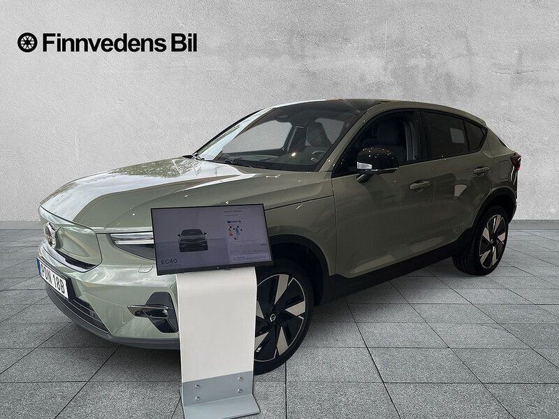 Grön Ny 2024 Volvo EC40 Core SUV | 569 000 kr (Marknadspris) - Bild 1/4