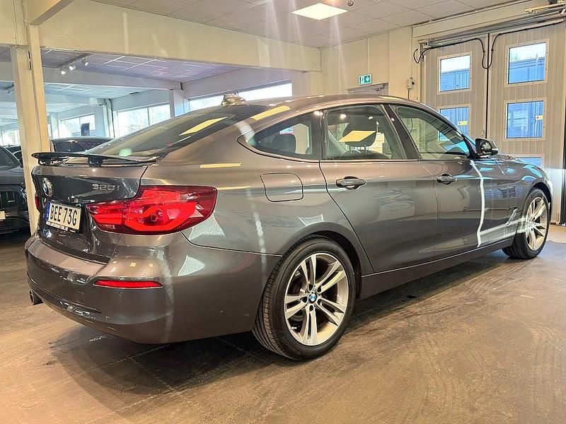 Begagnad BMW 320 Gran Turismo Sport Line 184 HK (135 kW) 2019 Grå Halvkombi