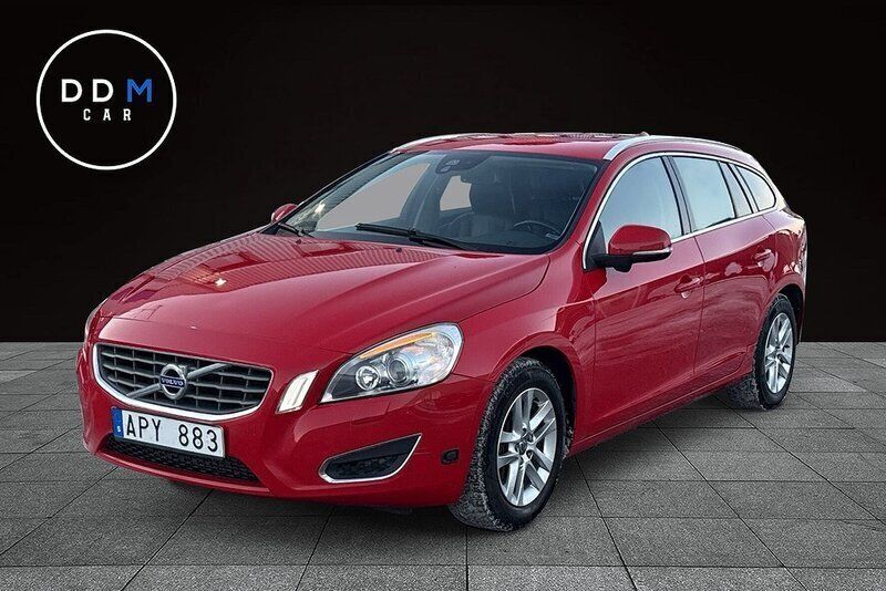 Röd Begagnad 2011 Volvo V60 Summum Kombi | 109 900 kr (Bra pris) - Bild 1/4