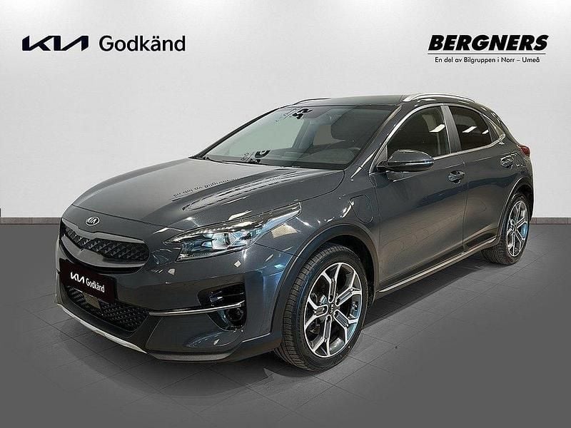 Grå Begagnad 2020 Kia XCeed Advance SUV | 239 900 kr (Marknadspris) - Bild 1/4