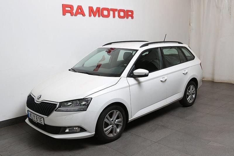 Vit Begagnad 2021 Skoda Fabia Style Halvkombi | 149 900 kr (Marknadspris) - Bild 1/3