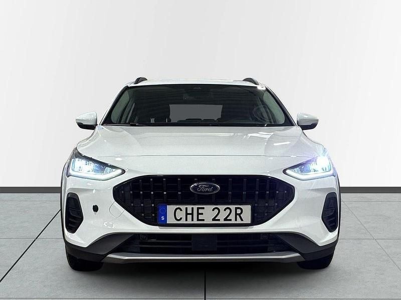 Begagnad Ford Focus Business Edition 125 HK (91 kW) 2022 Vit Halvkombi
