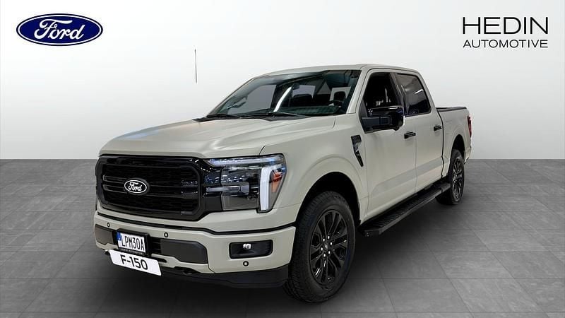 Ny 2025 Ford F-150 Lariat Pickup | 841 150 kr (Marknadspris) - Bild 1/4