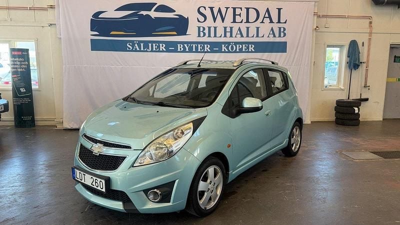 Blå Begagnad 2011 Chevrolet Spark Halvkombi | 39 800 kr (Marknadspris) - Bild 1/4