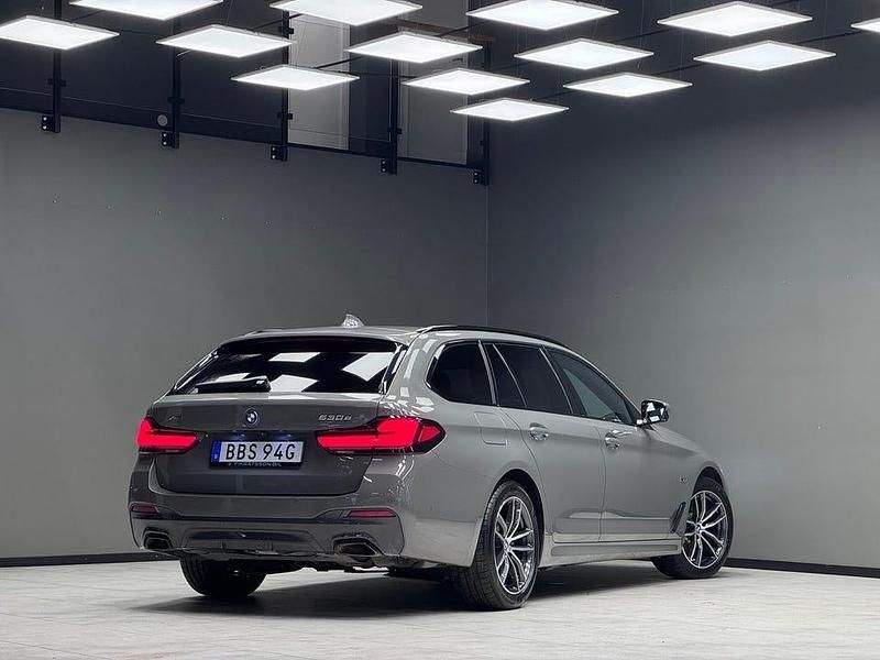 Begagnad BMW 530 M Sport 292 HK (214 kW) 2022 Grå Kombi