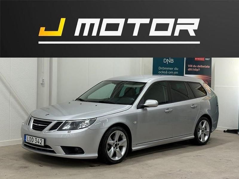 Grå Begagnad 2011 Saab 9-3 Vector Kombi | 47 900 kr (Marknadspris) - Bild 1/4