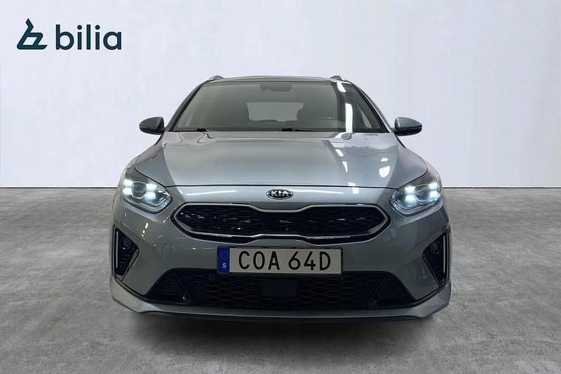 Begagnad Kia Ceed Sportswagon 143 HK (105 kW) 2021 Grå Kombi