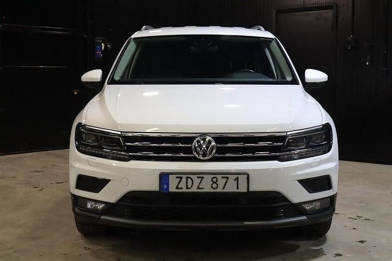 Begagnad VW Tiguan Allspace 180 HK (132 kW) 2017 Vit SUV