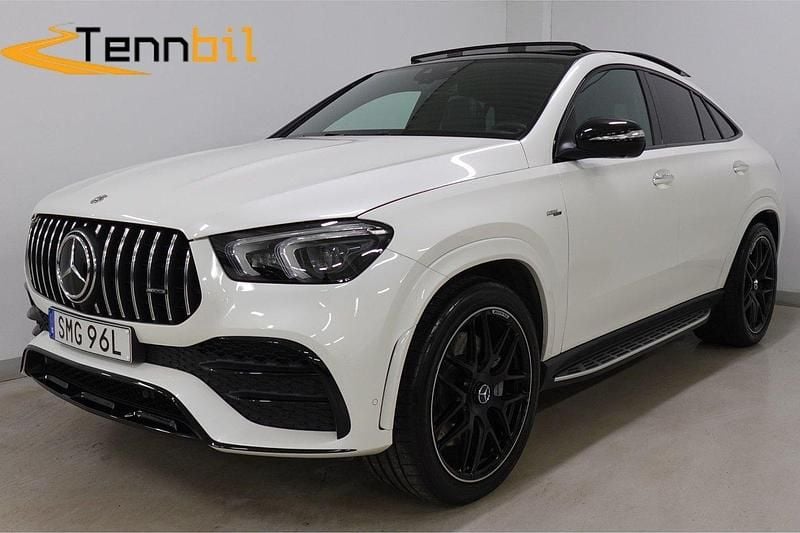 Vit Begagnad 2020 Mercedes GLE53 AMG Premium Plus Sportkupé | 899 900 kr (Marknadspris) - Bild 1/4