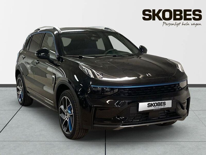Svart Ny 2024 Lynk & Co 01 SUV | 384 900 kr - Bild 1/3