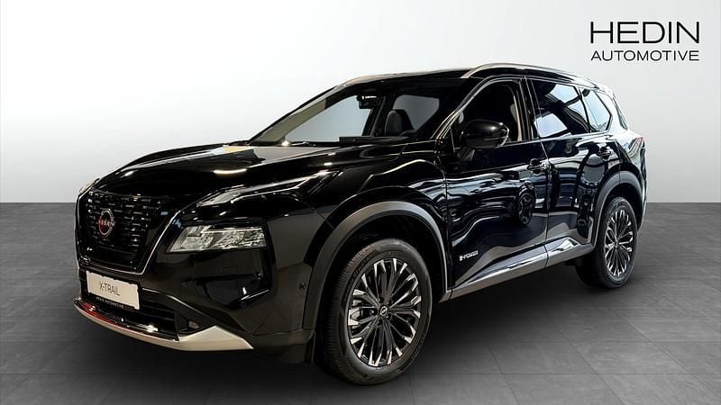 Ny Nissan X-Trail 214 HK (157 kW) 2025 Svart SUV
