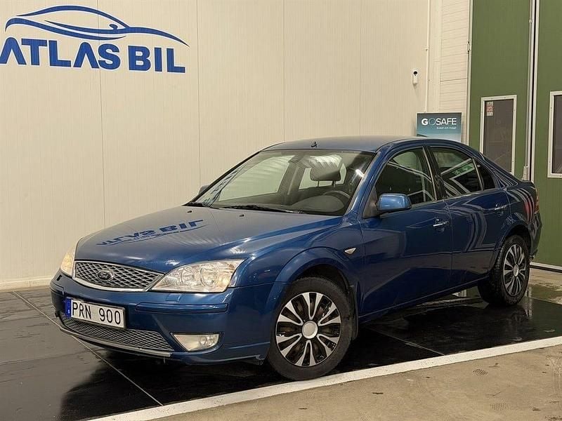 Begagnad Ford Mondeo 146 HK (107 kW) 2006 Blå Halvkombi