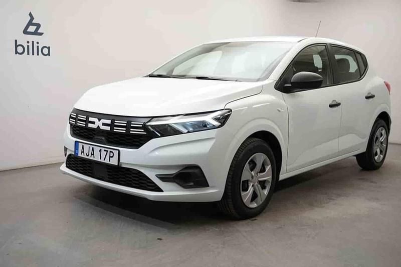 Vit Begagnad 2023 Dacia Sandero Halvkombi | 129 900 kr (Marknadspris) - Bild 1/1