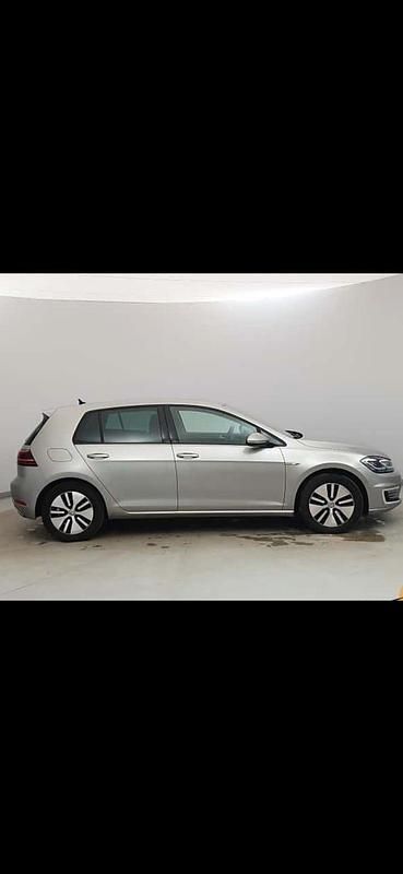 Begagnad VW e-Golf 100 kW (136 HK) 2019 Halvkombi