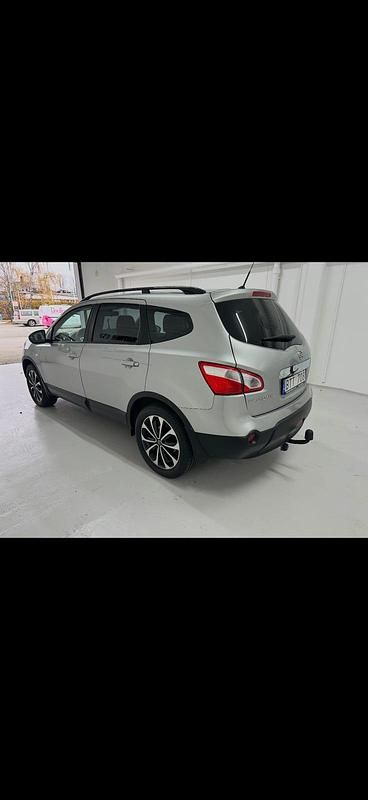 Begagnad Nissan Qashqai +2 130 HK (95 kW) 2013 SUV