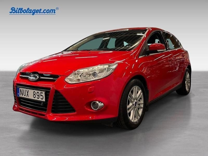 Röd Begagnad 2013 Ford Focus Business Edition Halvkombi | 54 990 kr (Bra pris) - Bild 1/4
