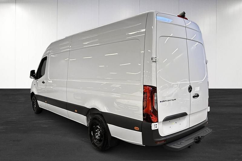 Ny Mercedes E-Sprinter 150 kW (204 HK) 2025 Van