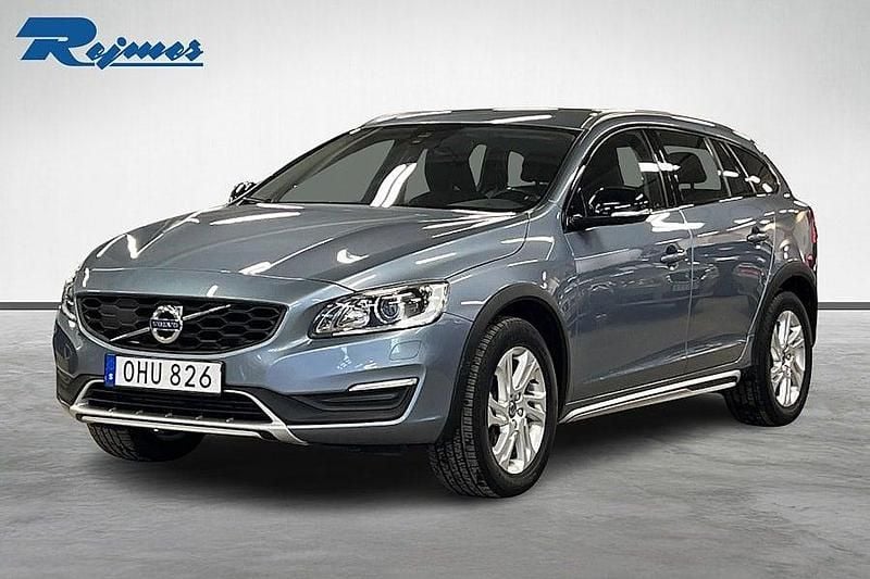 Mussel blue metallic Begagnad 2016 Volvo V60 CC Business Edition Kombi | 219 800 kr (Bra pris) - Bild 1/4