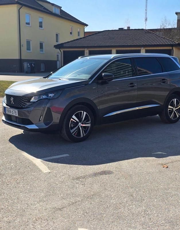 Begagnad Peugeot 5008 131 HK (96 kW) 2023 SUV