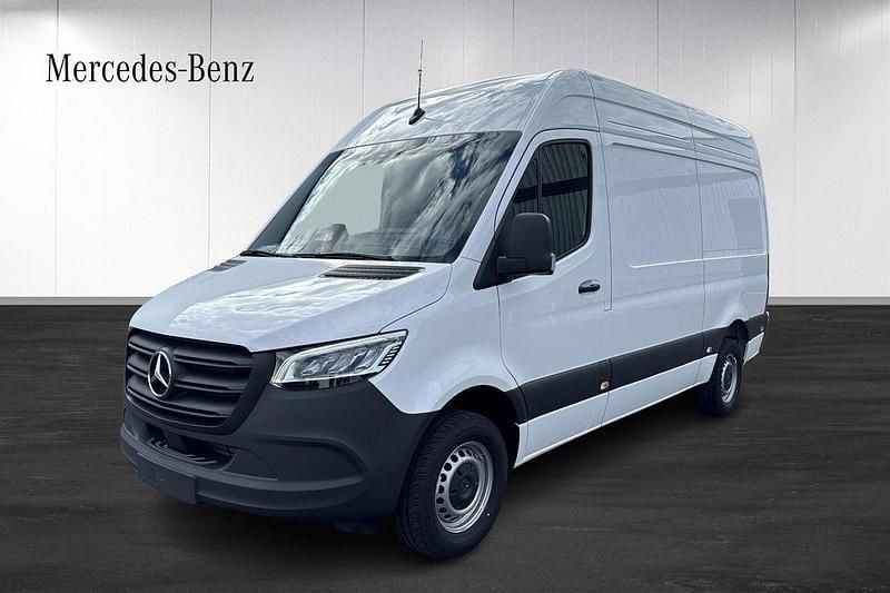 Vit Ny 2025 Mercedes Sprinter Van | 648 750 kr (Marknadspris) - Bild 1/4