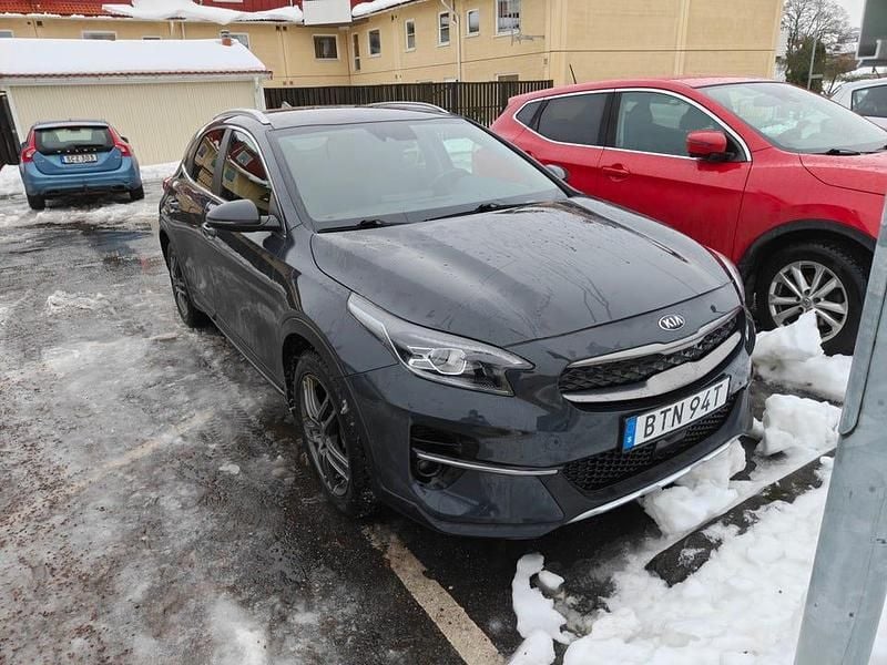 Begagnad 2021 Kia XCeed SUV | 235 000 kr (Marknadspris) - Bild 1/4
