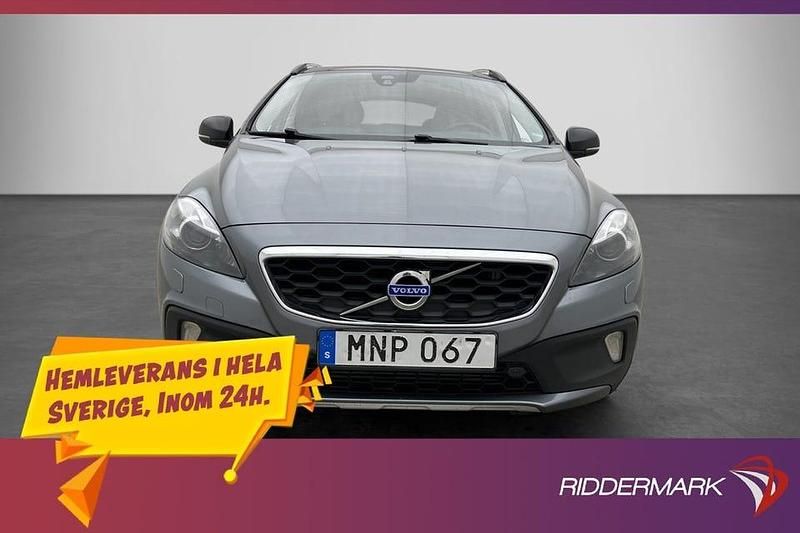 Begagnad Volvo V40 CC Summum 150 HK (110 kW) 2015 Grå Kombi