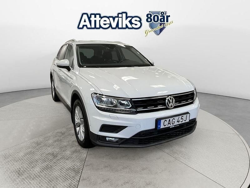 Vit Begagnad 2019 VW Tiguan SUV | 219 000 kr (Bra pris) - Bild 1/4