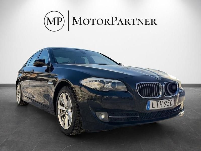 Begagnad BMW 520 184 HK (135 kW) 2011 Svart Sedan