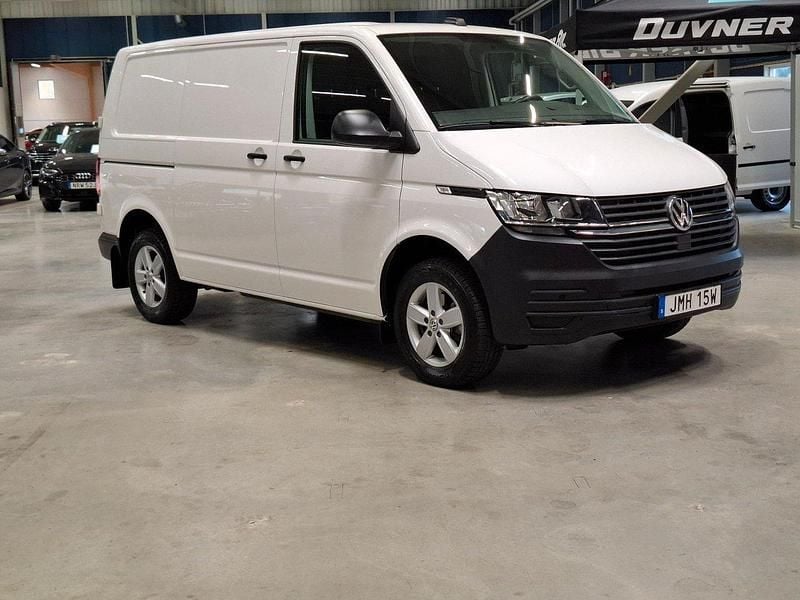 Vit Begagnad 2023 VW T6.1 Van | 409 900 kr (Superpris) - Bild 1/4