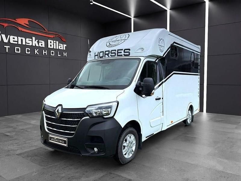 Vit Begagnad 2024 Renault Master Van | 899 900 kr - Bild 1/4