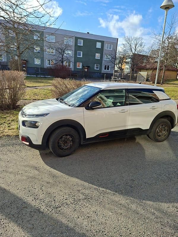Begagnad Citroën C4 Cactus PureTech 110 HK (80 kW) 2018 Halvkombi