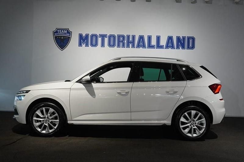 Begagnad Skoda Kamiq Style 112 HK (82 kW) 2023 Vit SUV
