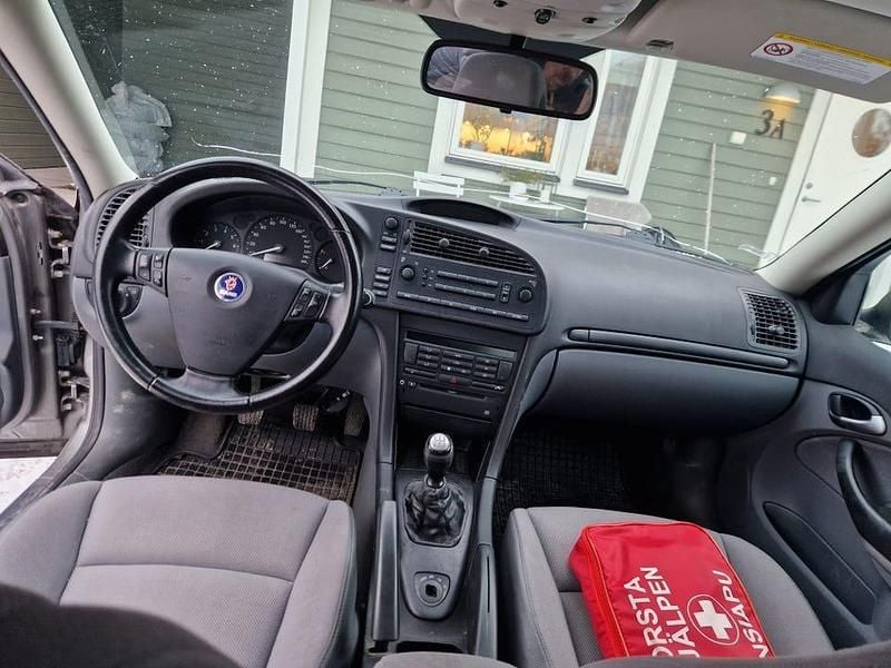 Begagnad Saab 9-3 150 HK (110 kW) 2004