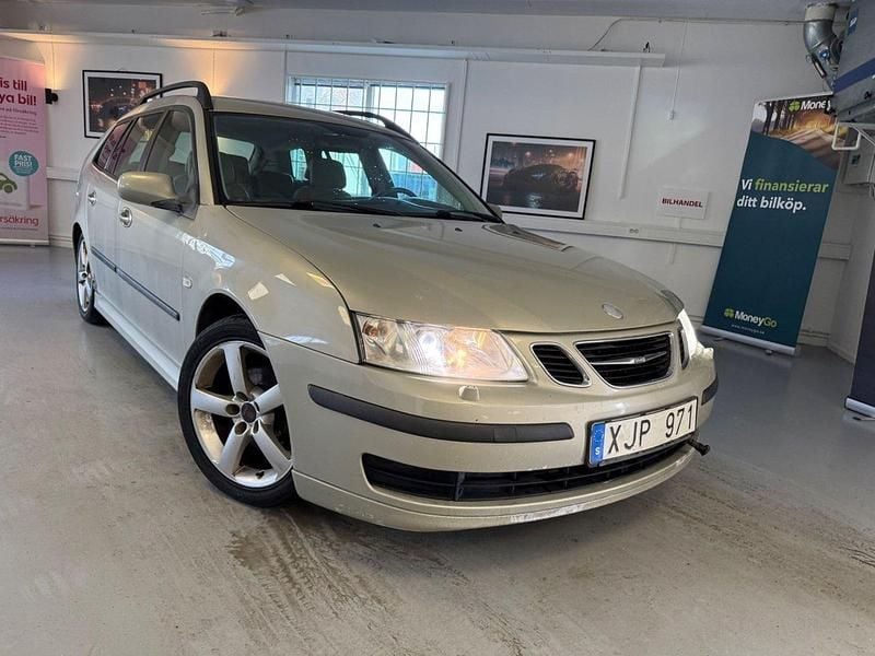 Ljusgul Begagnad 2005 Saab 9-3 Vector Kombi | 29 900 kr - Bild 1/4